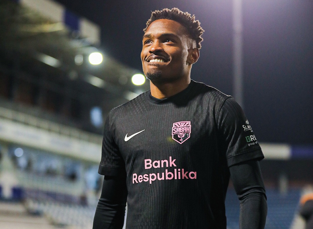 Coy-Lens Mikels Đạt Cột Mốc 100 Trận: Lịch Sử Ghi Tên Ở Vị Trí Thứ 7