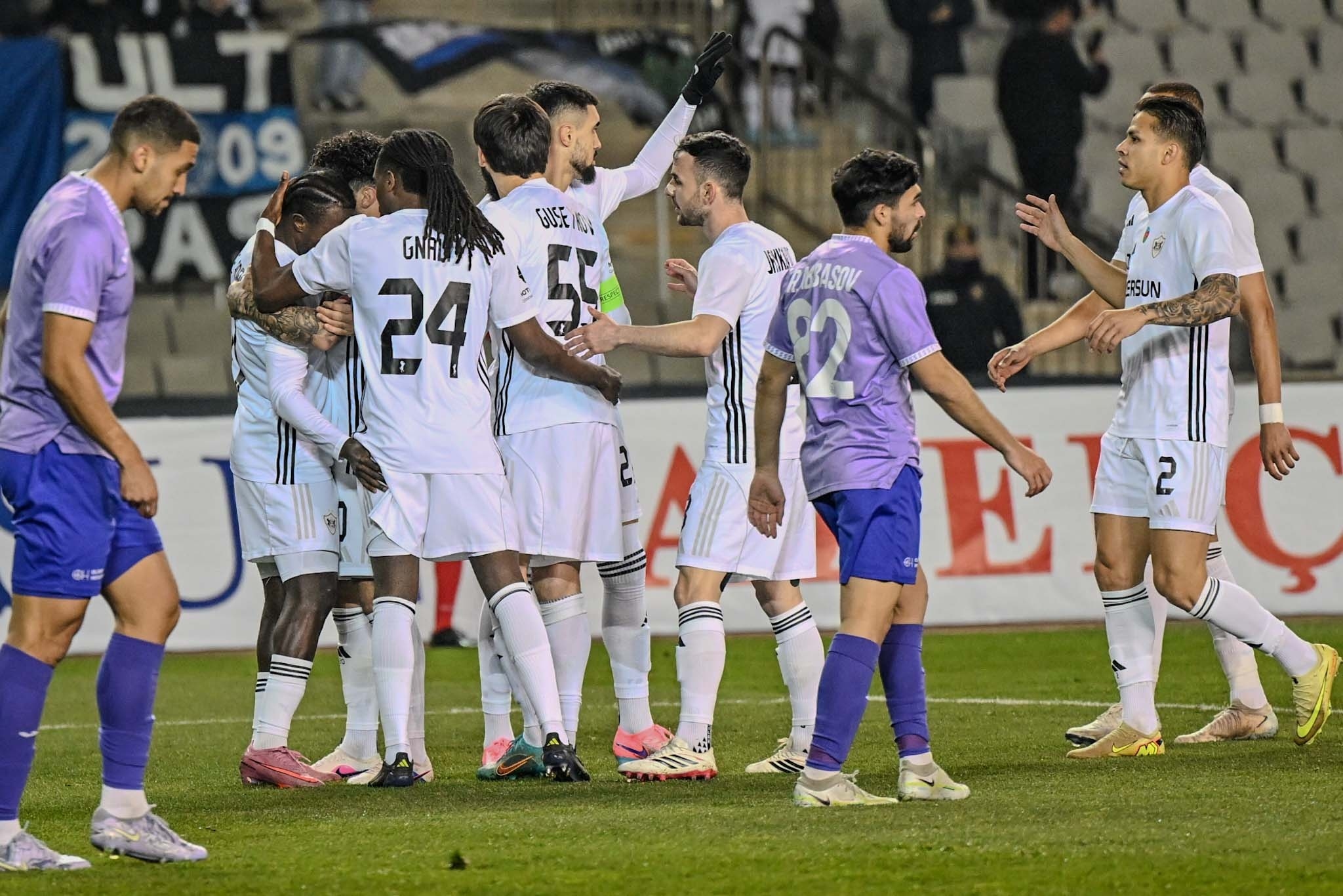 Qarabağ Bình Đẳng Kỷ Lục Của Neftçi: Lịch Sử 21 Lần Vào Bán Kết Cúp Azerbaijan